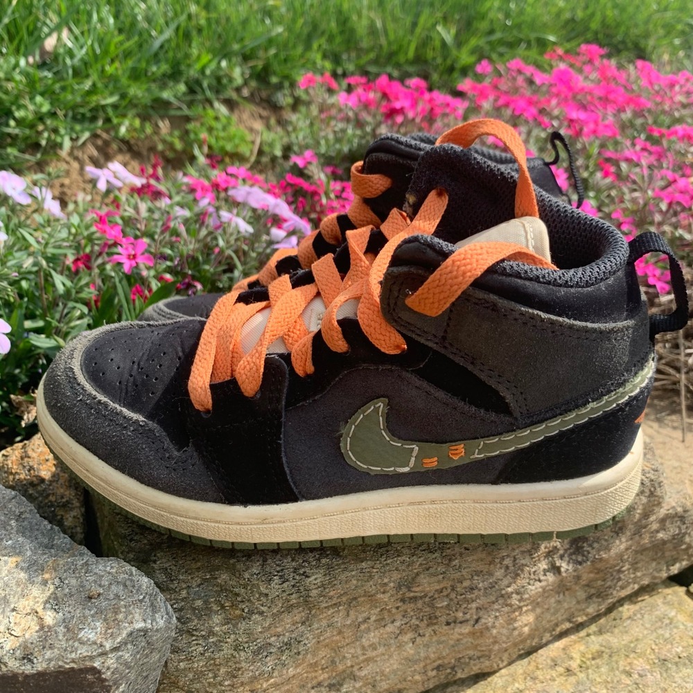 Nike Air Jordan 1 Mid SE Craft Little Kid 12C Anthracite Black Orange FD9094-003 - Picture 4 of 10